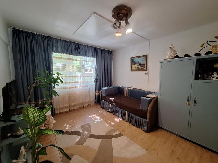 Apartament cu 2 camere nedecomandat, mobilat în Brâncoveanu