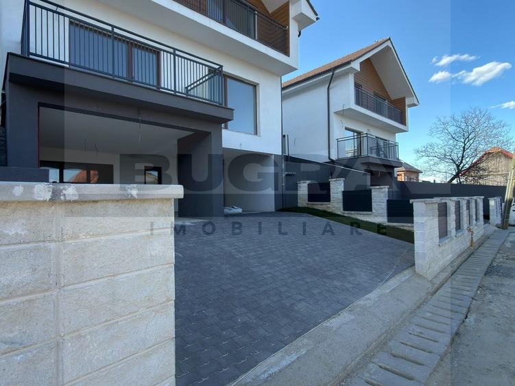Casă individuală cu 4 camere cu Canalizare în Feleacu