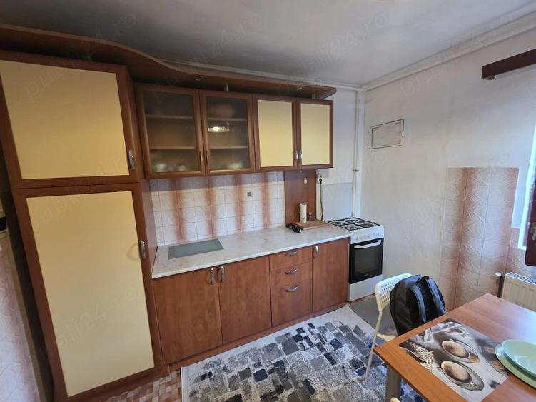 Apartament cu 2 camere decomandat în Complex Studențesc