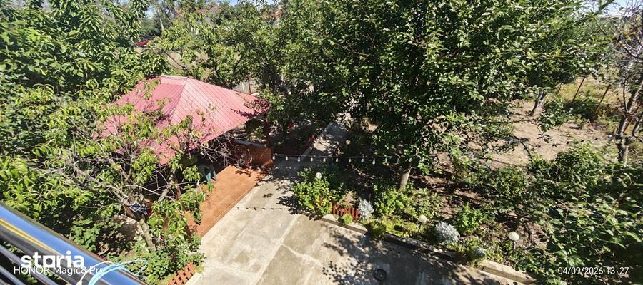 Casă cu 9 camere cu Teren 1500 Mp în Popricani