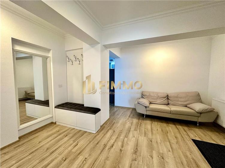 Apartament cu 3 camere decomandat în Burdujeni