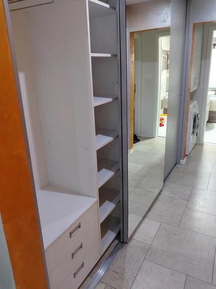 Apartament cu 3 camere decomandat în Dorobanților