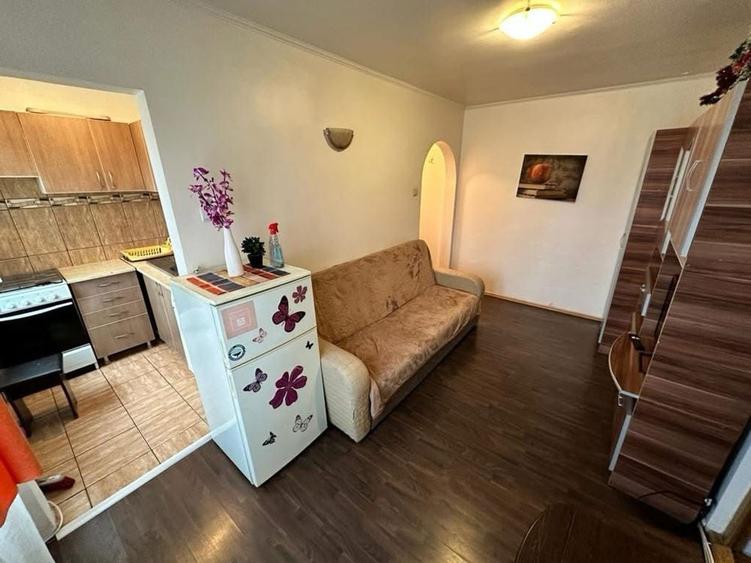 Apartament cu 2 camere nedecomandat în Central