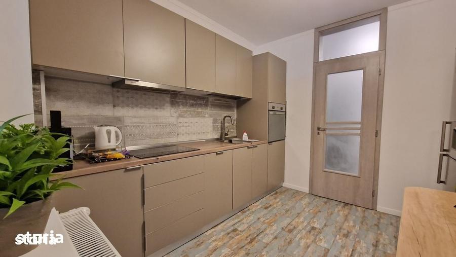 Apartament cu 2 camere decomandat în Tei