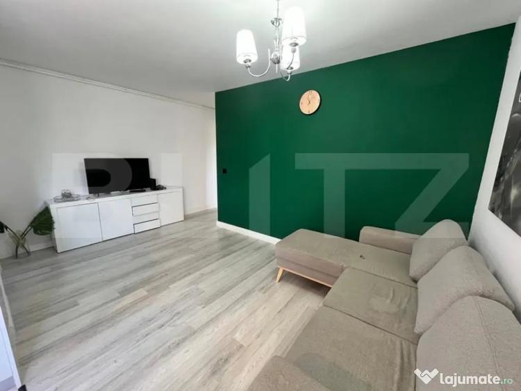 Apartament cu 2 camere semidecomandat, mobilat în Central
