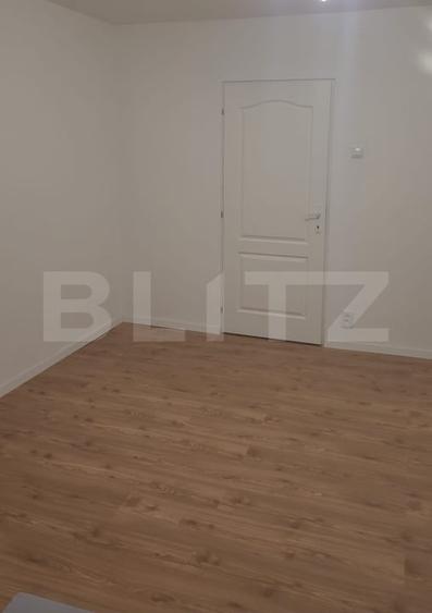 Apartament cu 3 camere decomandat în Dâmbu Pietros