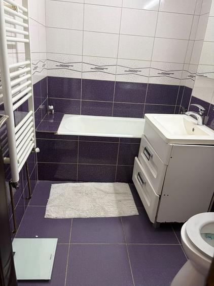 Apartament cu 2 camere semidecomandat în Prundu
