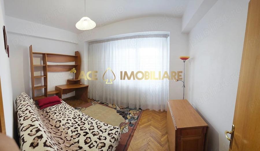 Apartament cu 3 camere decomandat, mobilat în Nerva Traian