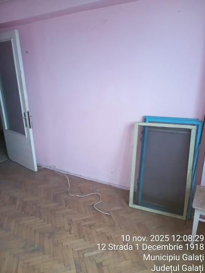 Apartament cu 2 camere decomandat în Micro 14