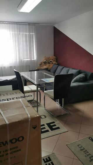 Apartament cu 2 camere decomandat în Teilor