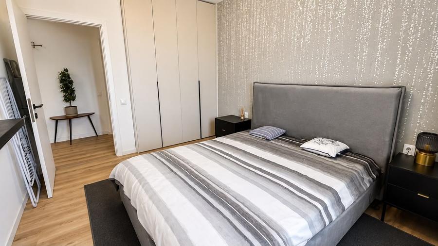Apartament cu 2 camere decomandat, mobilat în Exterior Nord