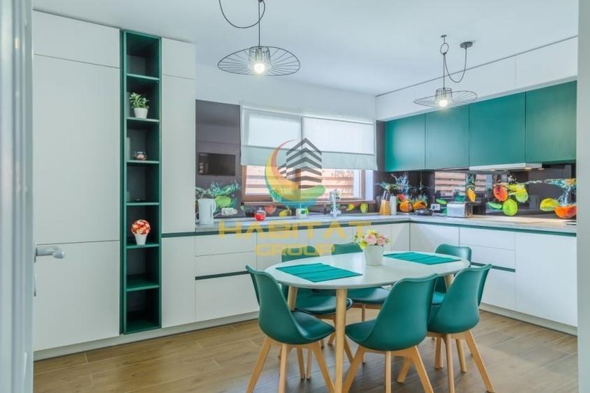 Apartament cu 3 camere decomandat în Sud-Vest