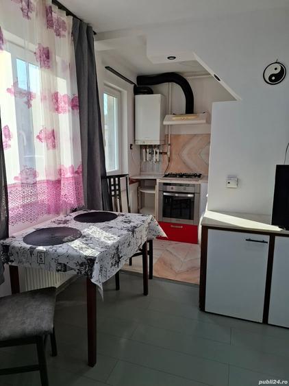 Apartament cu 2 camere semidecomandat în Hunedoara