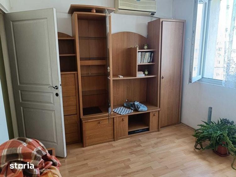Apartament cu 3 camere în Bucur Obor