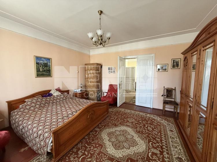Casă individuală cu 3 camere cu Canalizare în Ultracentral