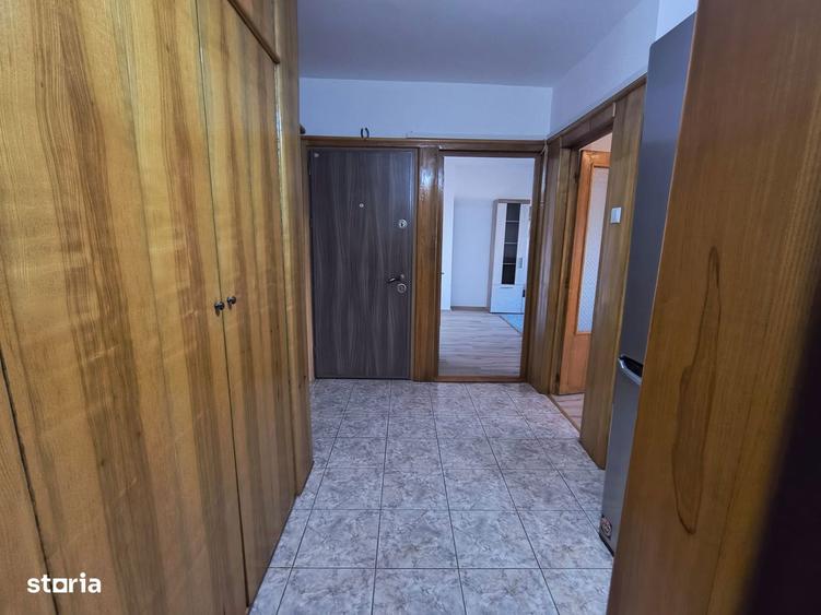 Apartament cu 2 camere, mobilat în Central