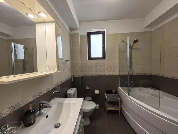 Casă individuală cu 5 camere cu Piscina în Pipera