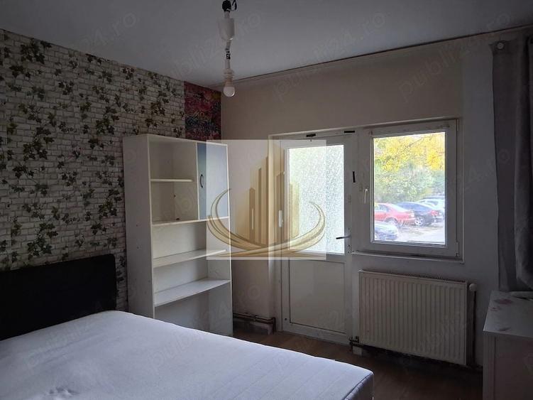 Apartament cu 3 camere decomandat, mobilat în Lipovei