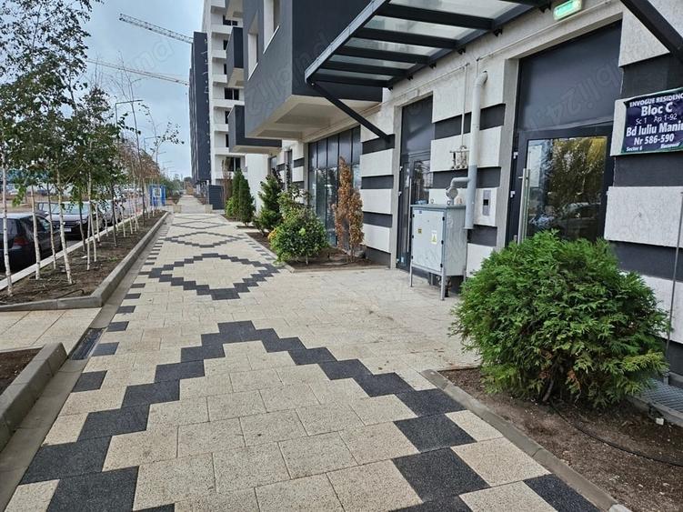 Spațiu comercial, de 92 mp, în Militari