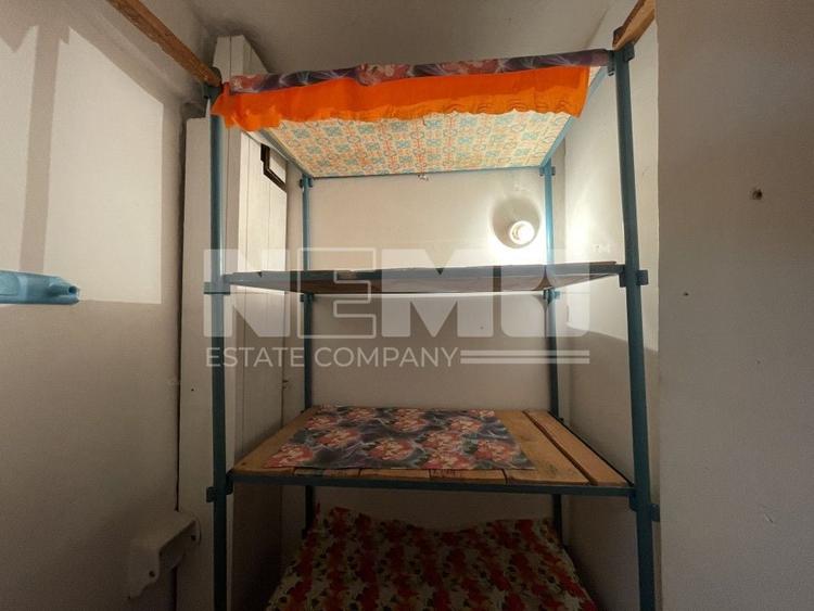 Apartament cu 3 camere semidecomandat în Exterior Sud
