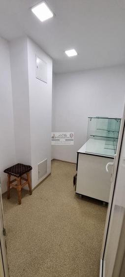 Spațiu comercial, de 100 mp, în Central