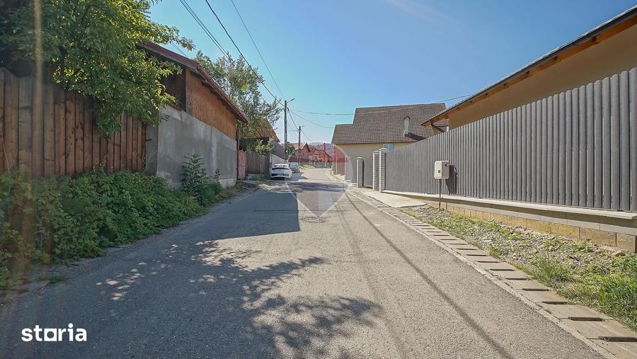 Casă cu 3 camere cu Teren 426 Mp în Tărlungeni