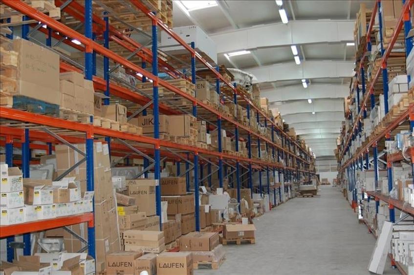 Spațiu industrial, de 2,673 mp, în Militari