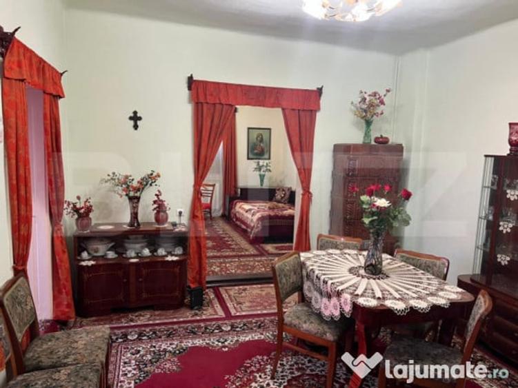 Casa de vanzare, cu 3 camere, 85 mp, zona semicentrala - 4