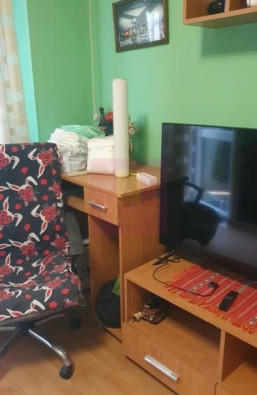 Apartament cu 3 camere decomandat în Morarilor