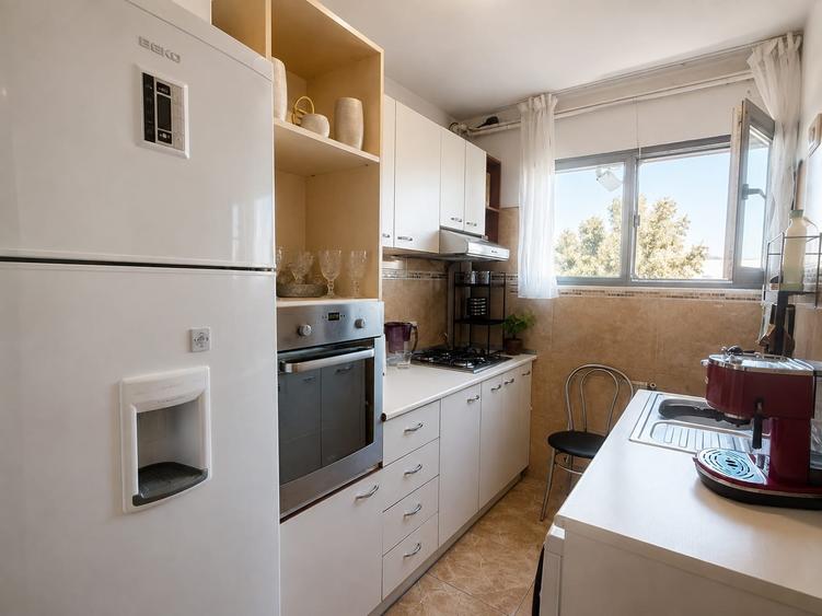 Apartament cu 2 camere semidecomandat în Astra
