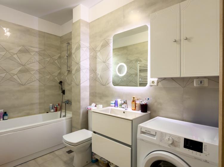 Apartament cu 2 camere semidecomandat în Tomis Plus