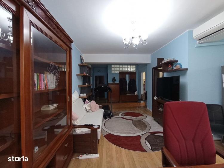 Apartament cu 2 camere semidecomandat în Central