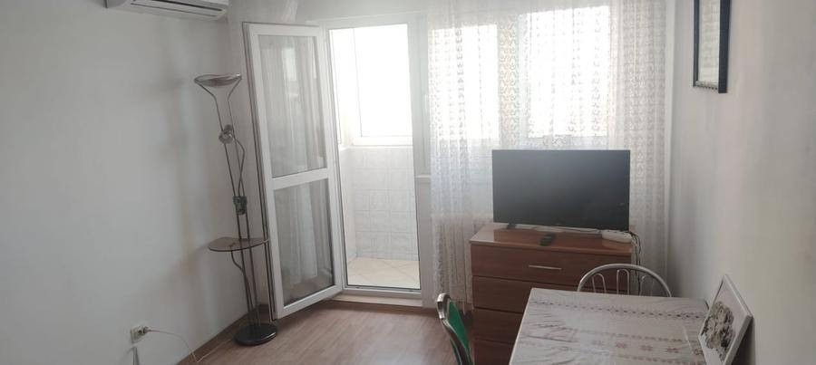 Garsonieră semidecomandată, mobilată în Costin Georgian