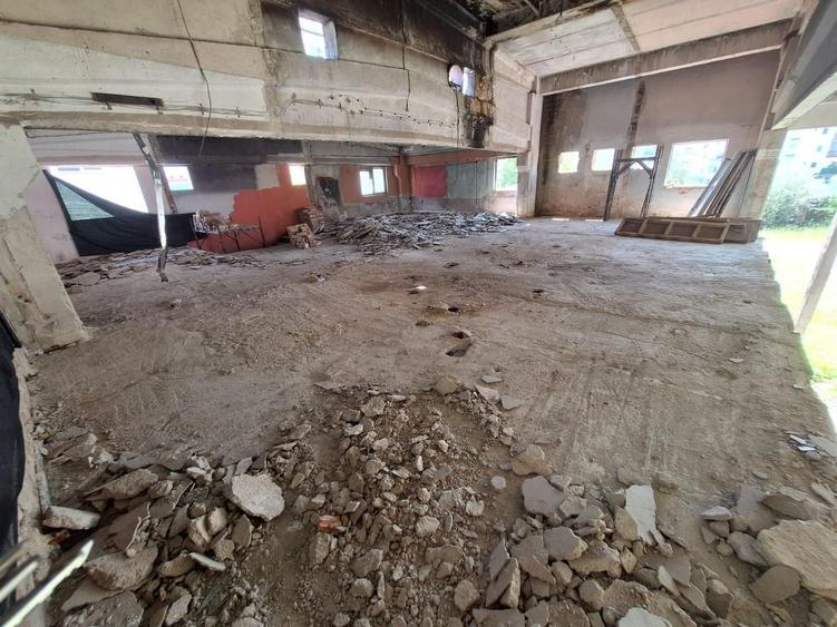 Spațiu industrial, de 640 mp, în Ștrand