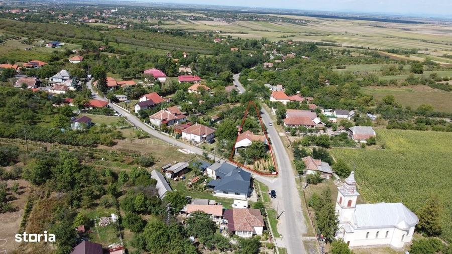 Casă cu 4 camere în Viile Satu Mare