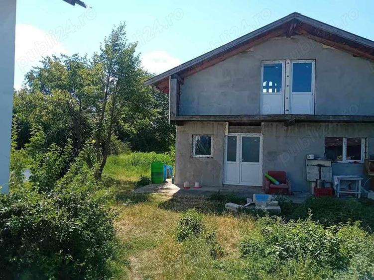Casă cu Teren 152 Mp în Central