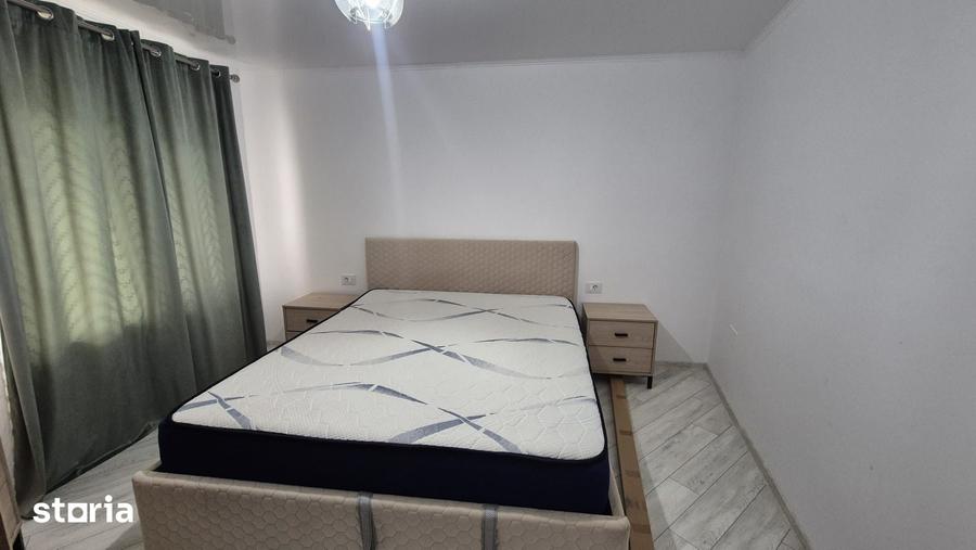 Apartament cu 2 camere decomandat în Micro 16