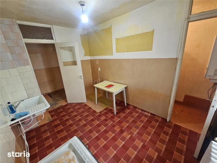 Apartament cu 2 camere decomandat în Central