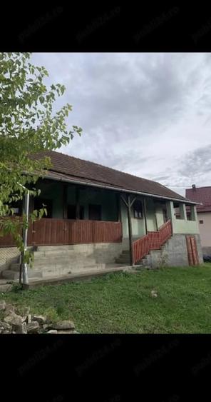 Casă cu Teren 2228 Mp în Sâncraiu