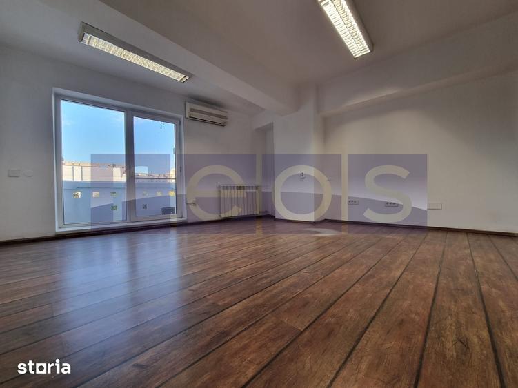 Spațiu comercial, de 590 mp, în Centrul Civic