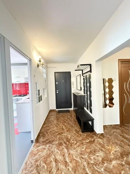 Apartament cu 3 camere decomandat, mobilat în Bragadiru
