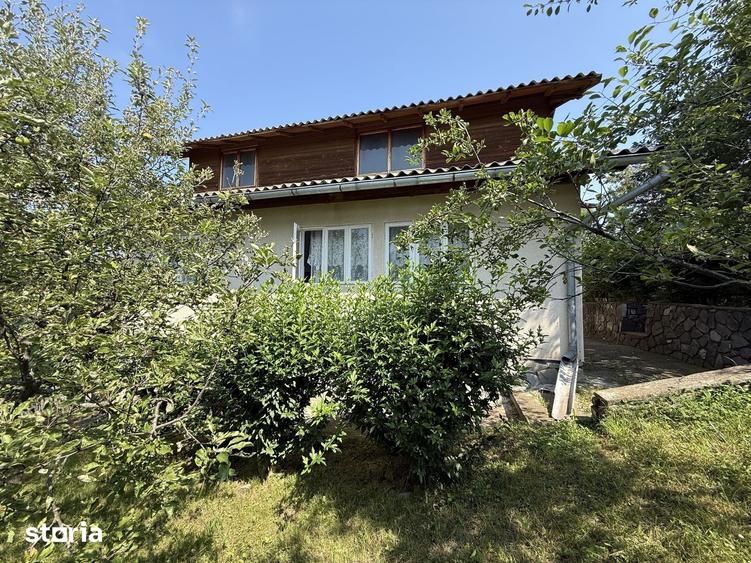 Casă cu 3 camere cu Teren 476 Mp în Vistieru