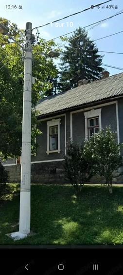 Casă cu 3 camere cu Teren 300 Mp în Central