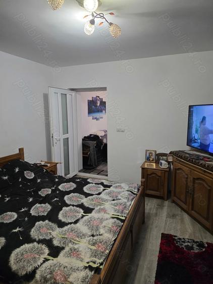 Casă cu 2 camere cu Teren 100 Mp în Central