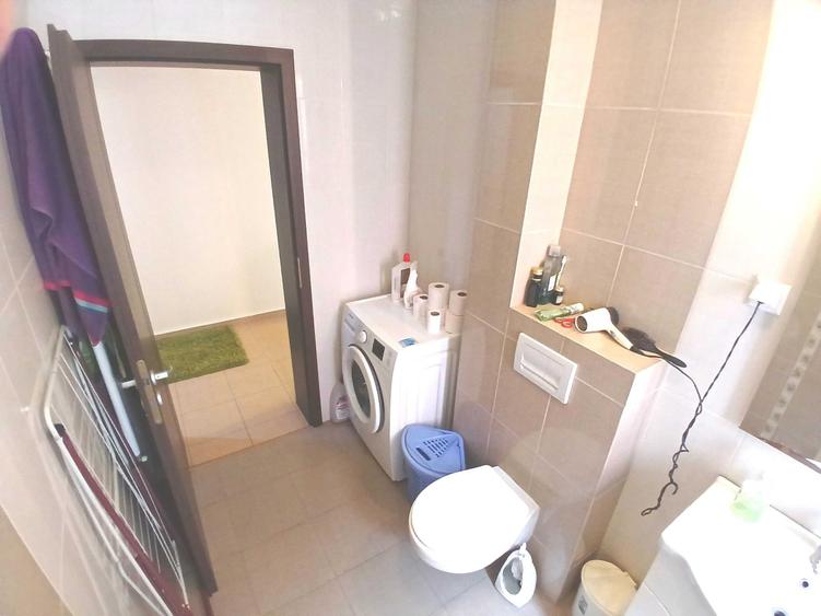 Apartament cu 2 camere decomandat în Giroc