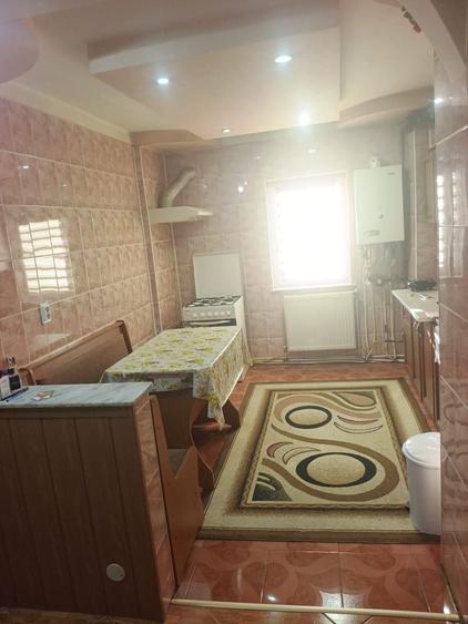Vand apartament 2 camere Mioveni,etaj 2 ,spatios - 2
