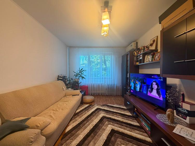 Apartament cu 3 camere decomandat în Nicolae Grigorescu