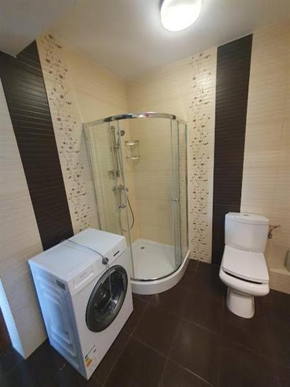 Apartament cu 4 camere decomandat, mobilat în Tudor