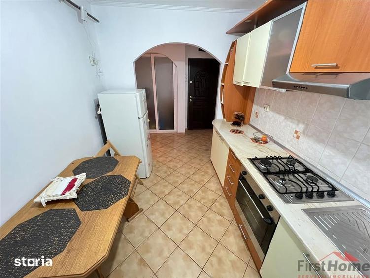Apartament cu 2 camere decomandat în Sud