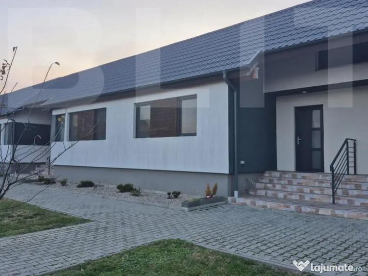 Casă cu 3 camere cu Teren 200 Mp în Sântuhalm